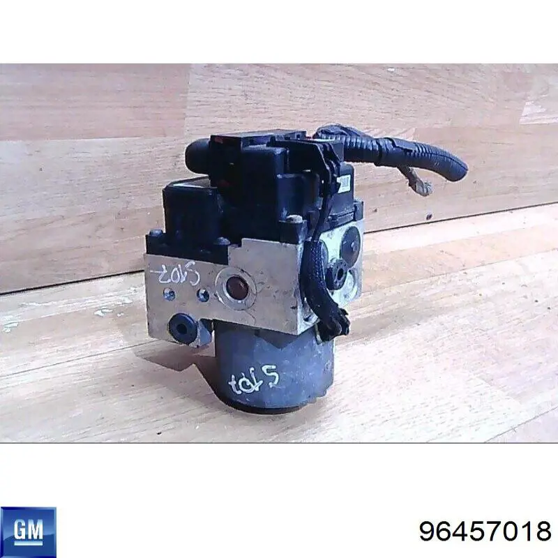 Блок АБС гідравлічний General Motors 96457018 ціна, від 361.22 USD