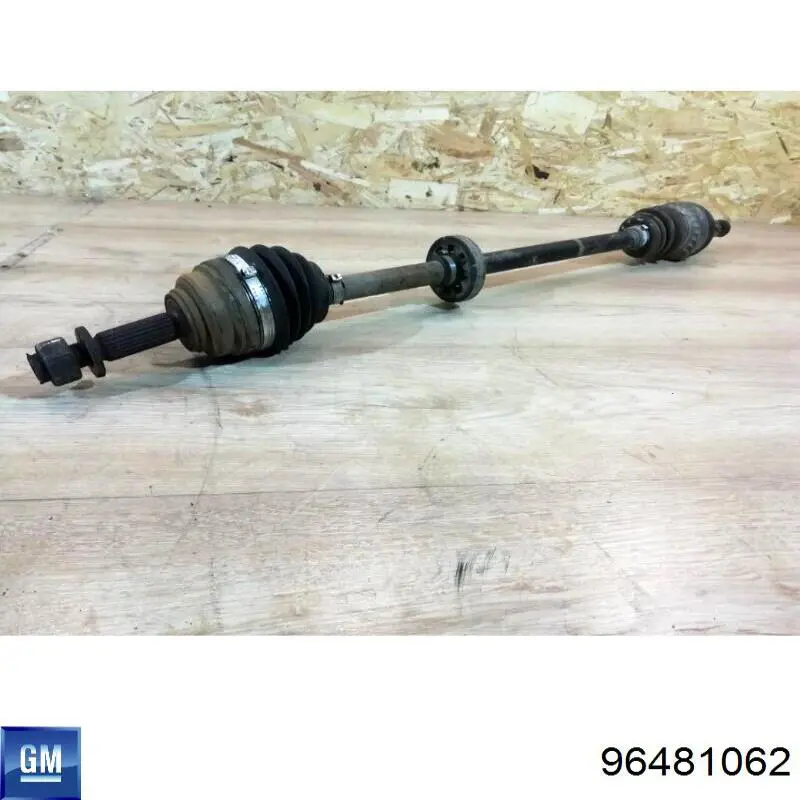 Піввісь передня, права AT AT5010200CV ціна, від 63.34 USD