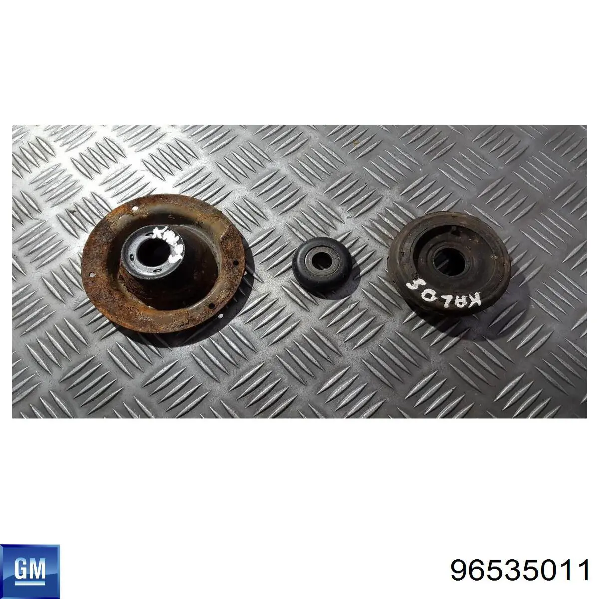 Купити 96535011 General Motors Опора амортизатора переднього