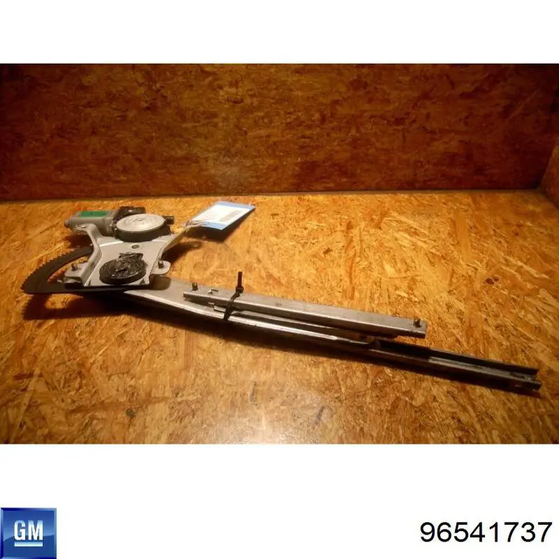 Мотор склопідйомника дверей передніх, лівих General Motors 96541737 ціна, від 23.80 USD