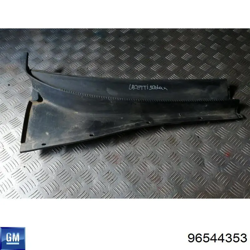 Решітка склоочисників, ліва General Motors 96544353 ціна, від 12.67 USD