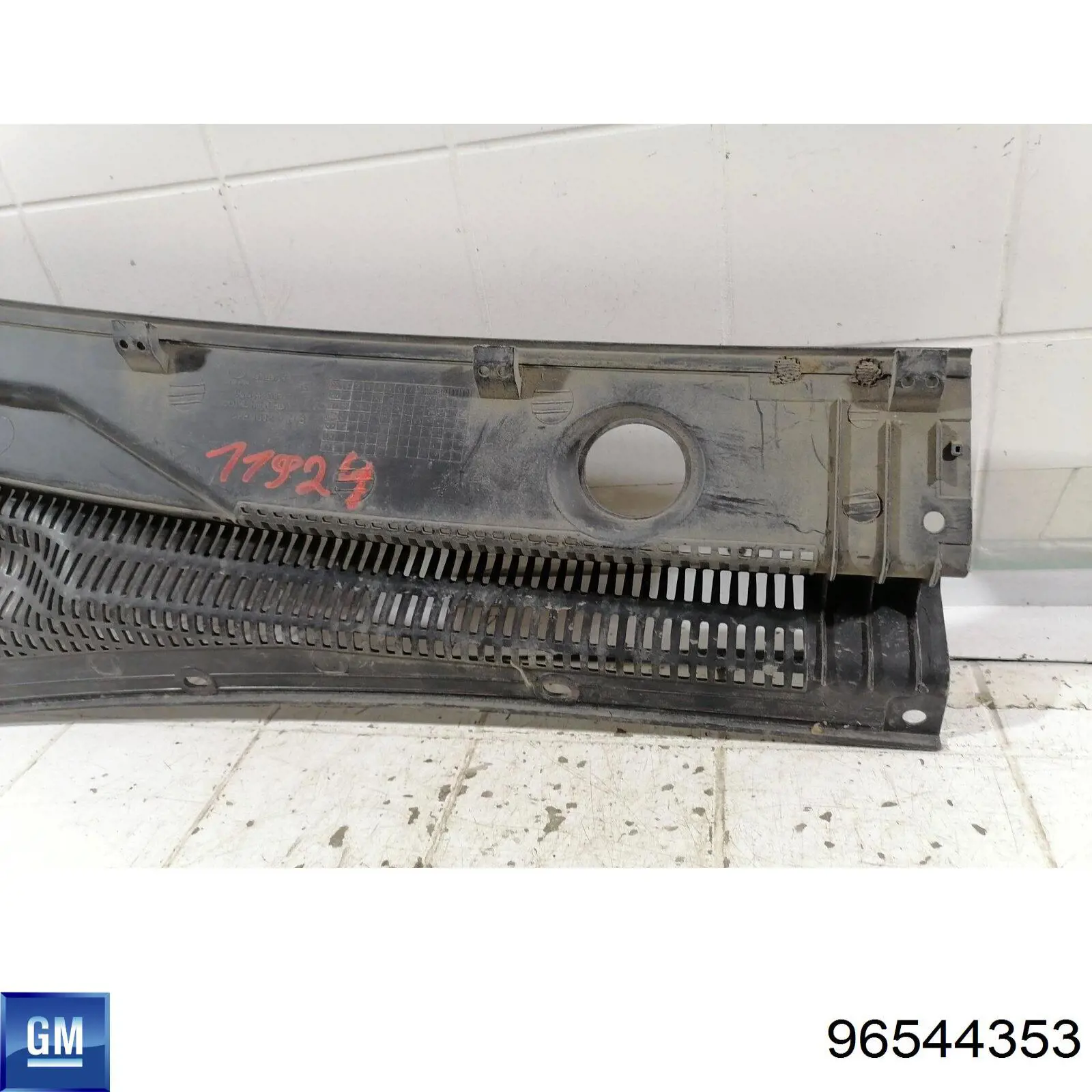 Купити 96544353 General Motors Решітка двірників, ліва