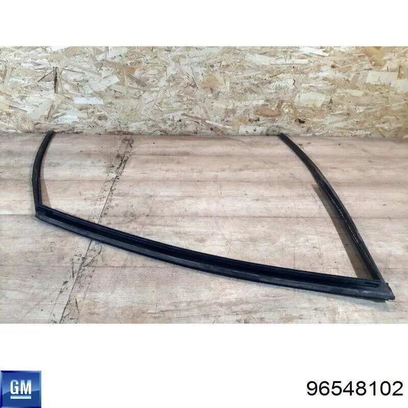 Ущільнювач двері передньої лівої (на двері) General Motors 96548102 ціна, від 28.36 USD