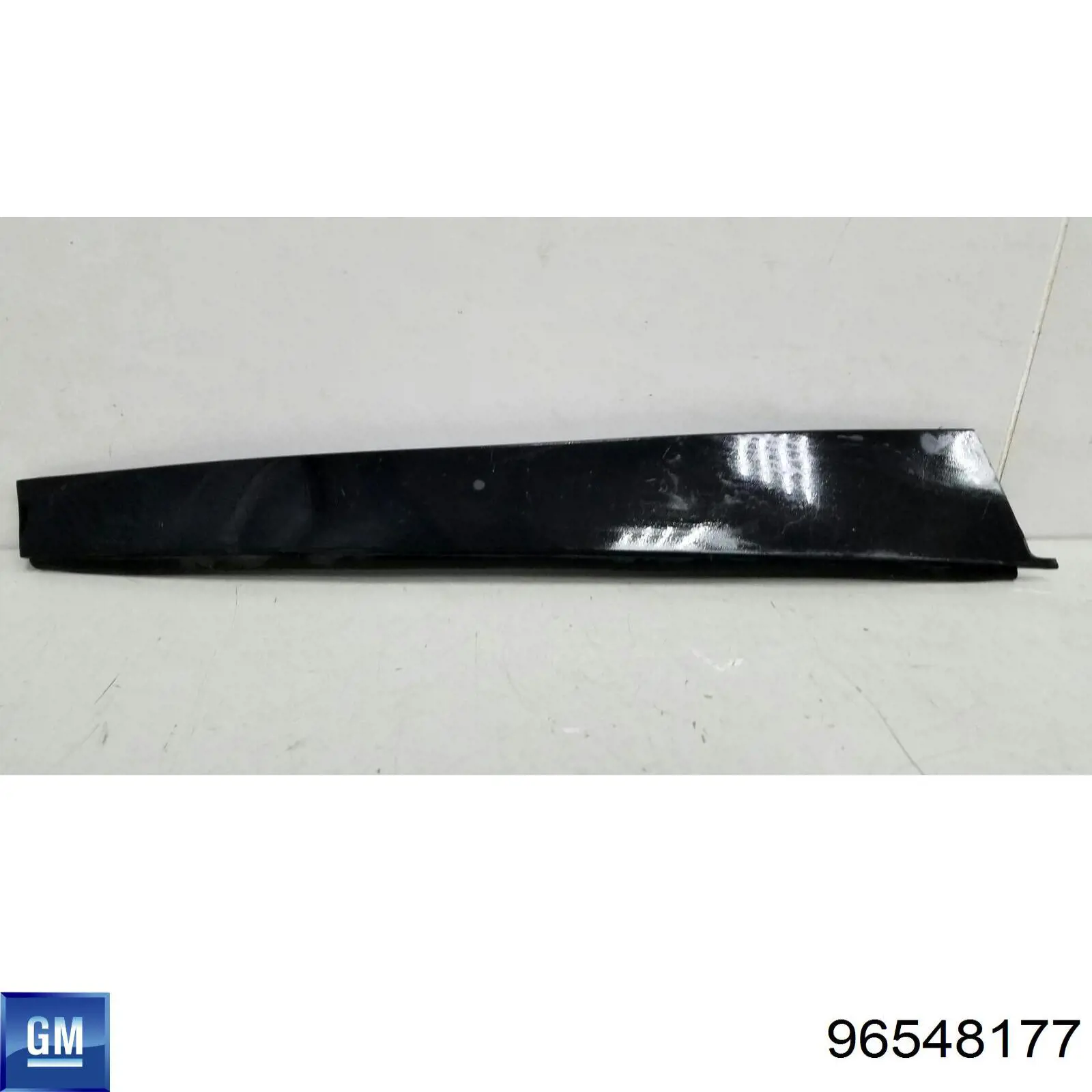 Купити 96548177 General Motors Накладка задньої двері, лівої, вертикальна