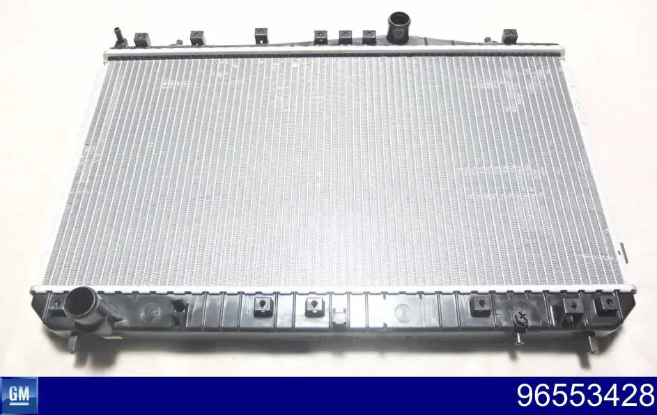 96553428 General Motors Радіатор охолодження двигуна