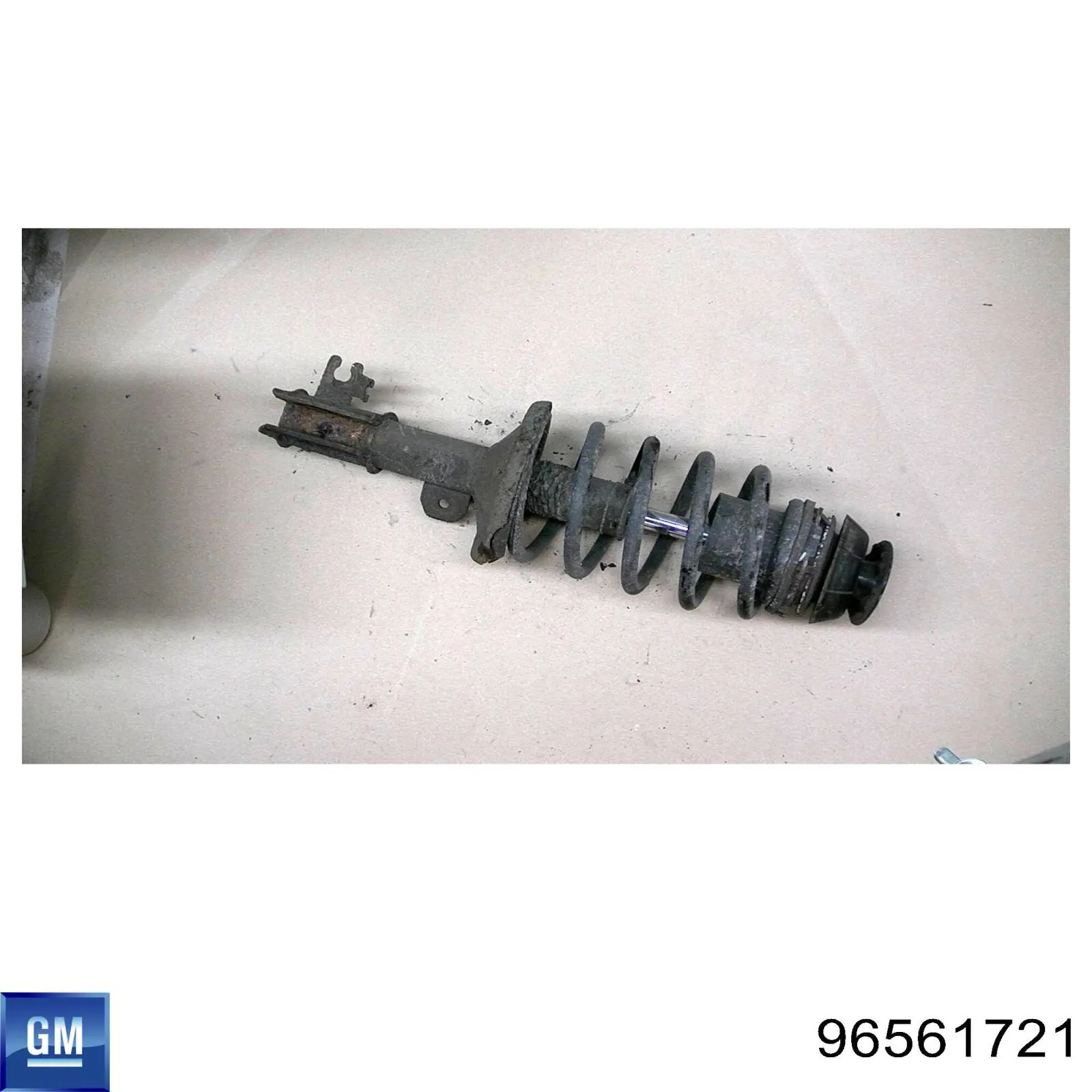 Стійка передня, ліва General Motors 96561721