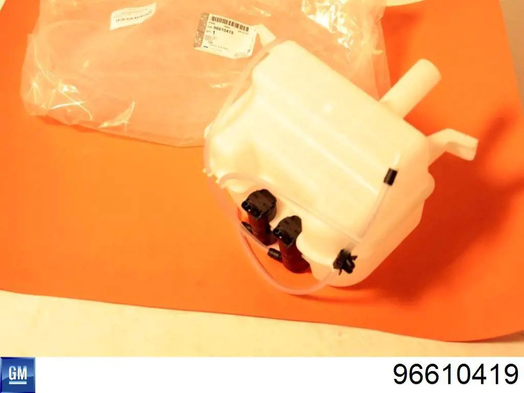 Бачок омивача лобового скла General Motors 96316909 ціна, від 20.52 USD
