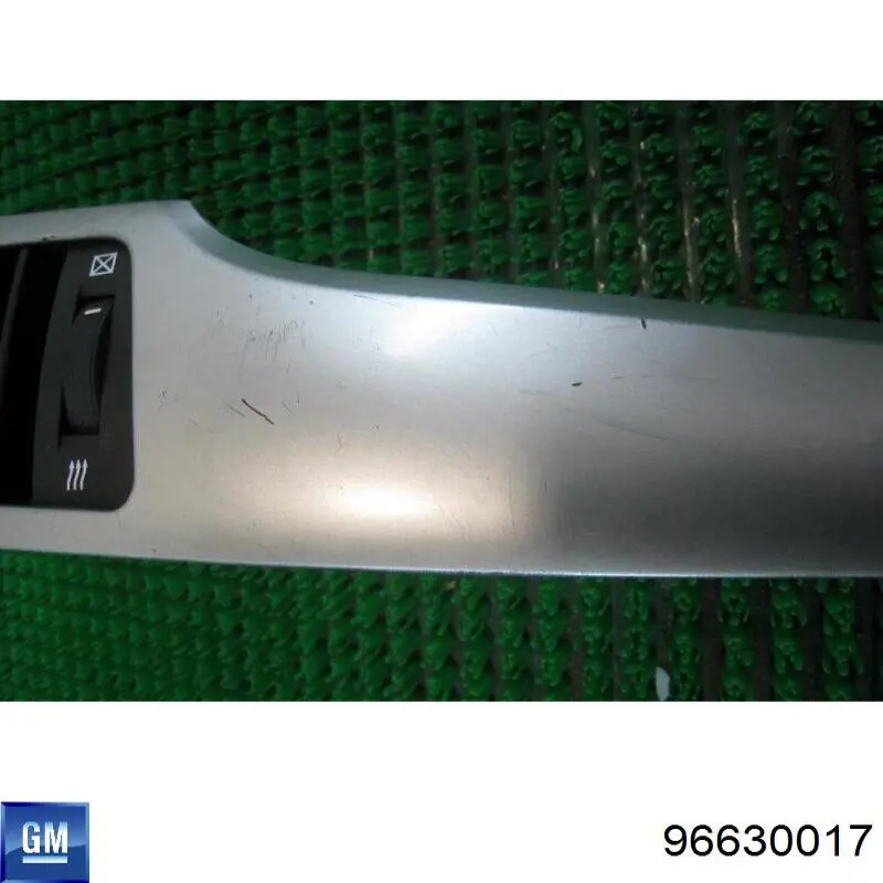 96630017 General Motors Решітка повітропровода