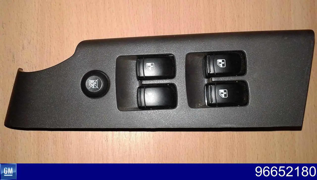 Купити 96652180 General Motors Кнопковий блок керування склопідіймачами передній лівий
