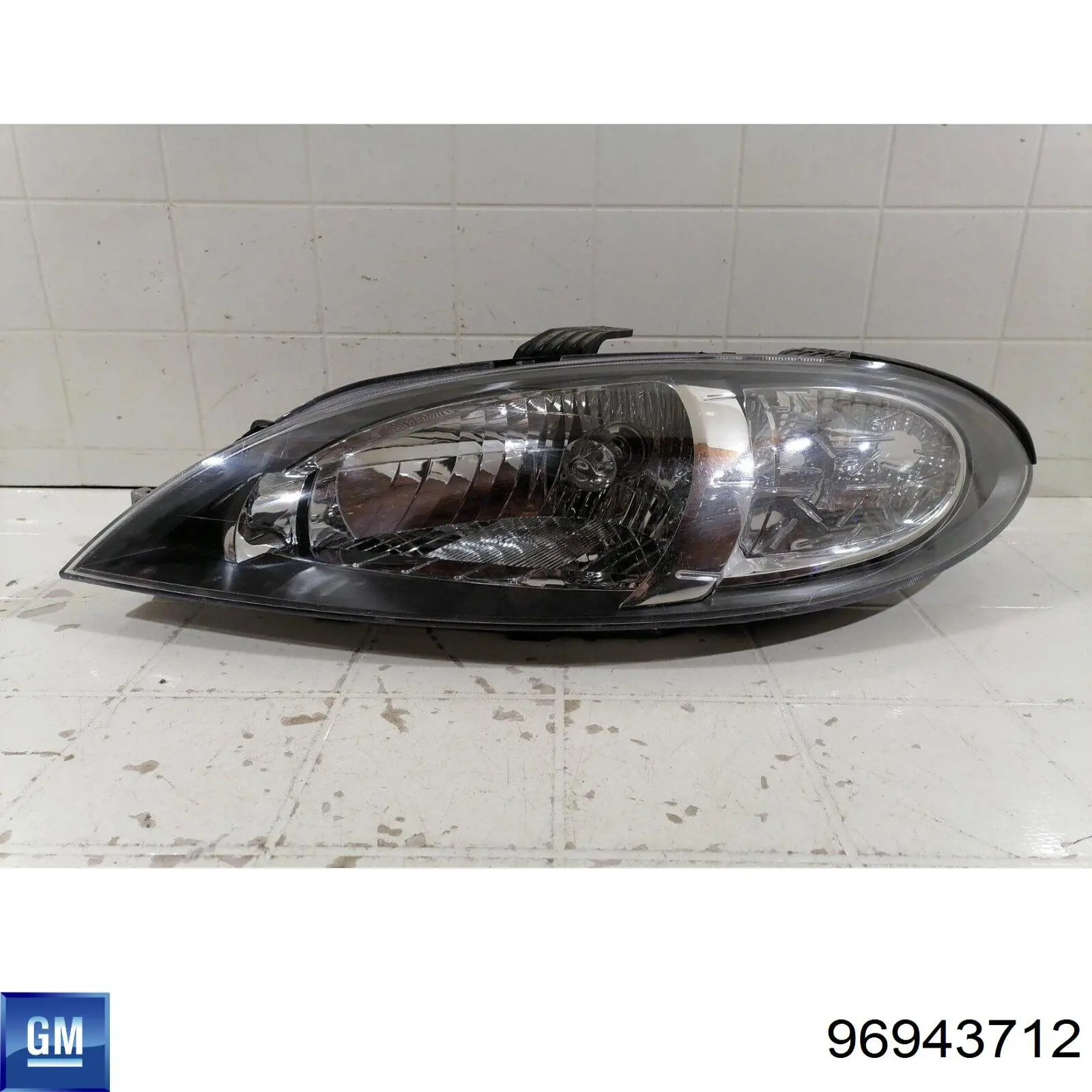96943712 General Motors Фара дальнього світла в зборі