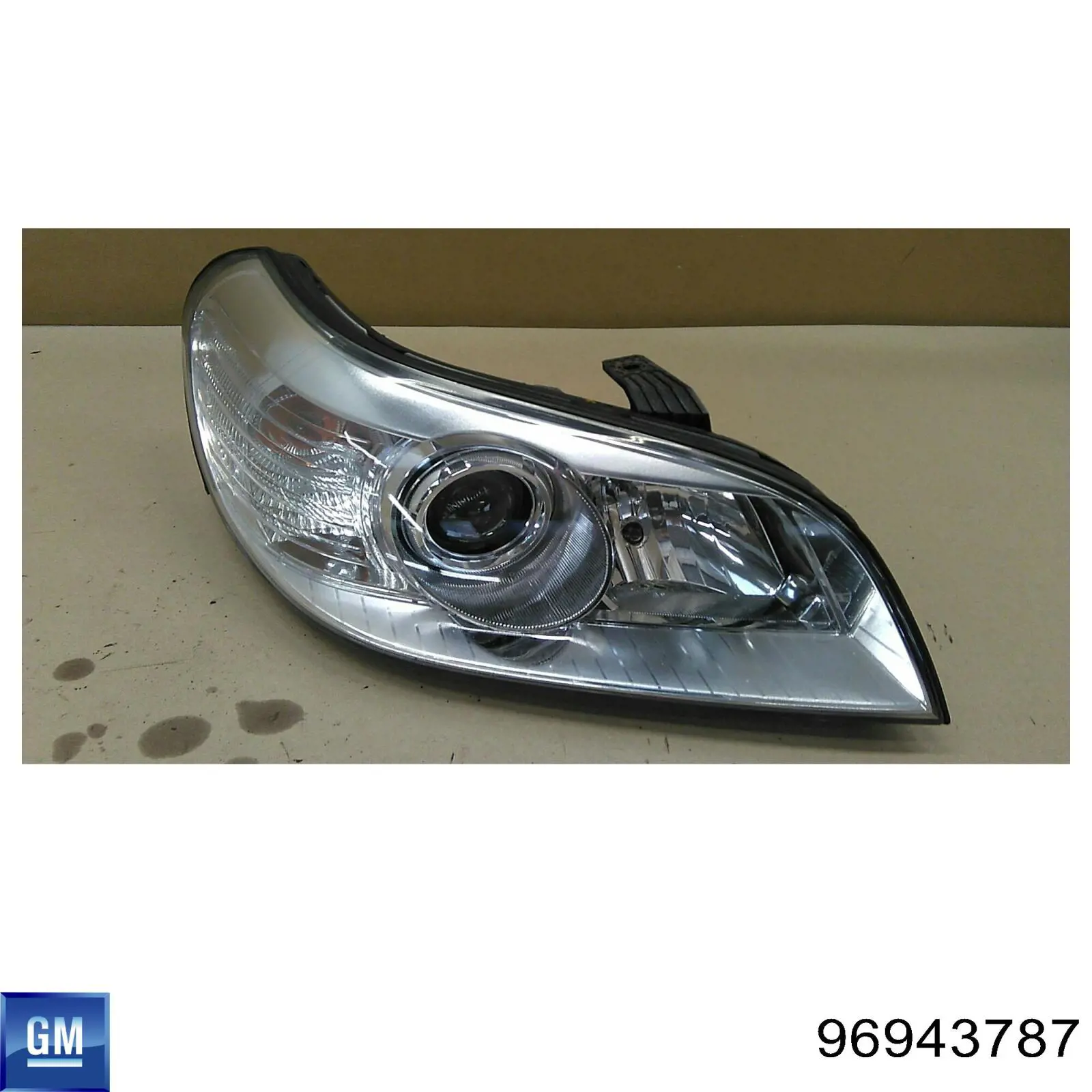 Амортизатор задній, лівий 550401L Daco
