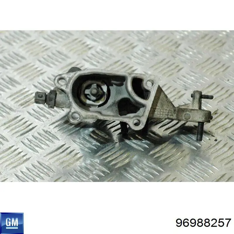 96988257 General Motors Корпус термостата в зборі