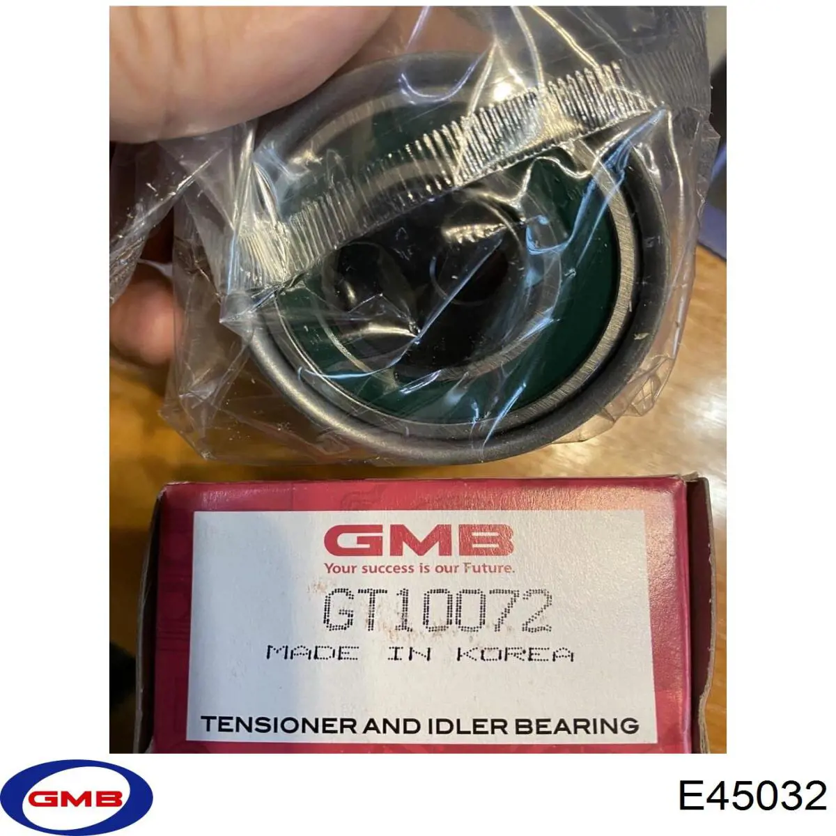 Купити E45032 GMB Ролик натягувача балансировочного ременя