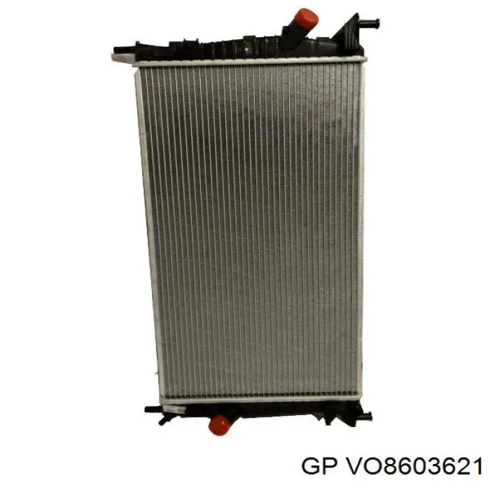 VO8603621 GP радіатор охолодження двигуна