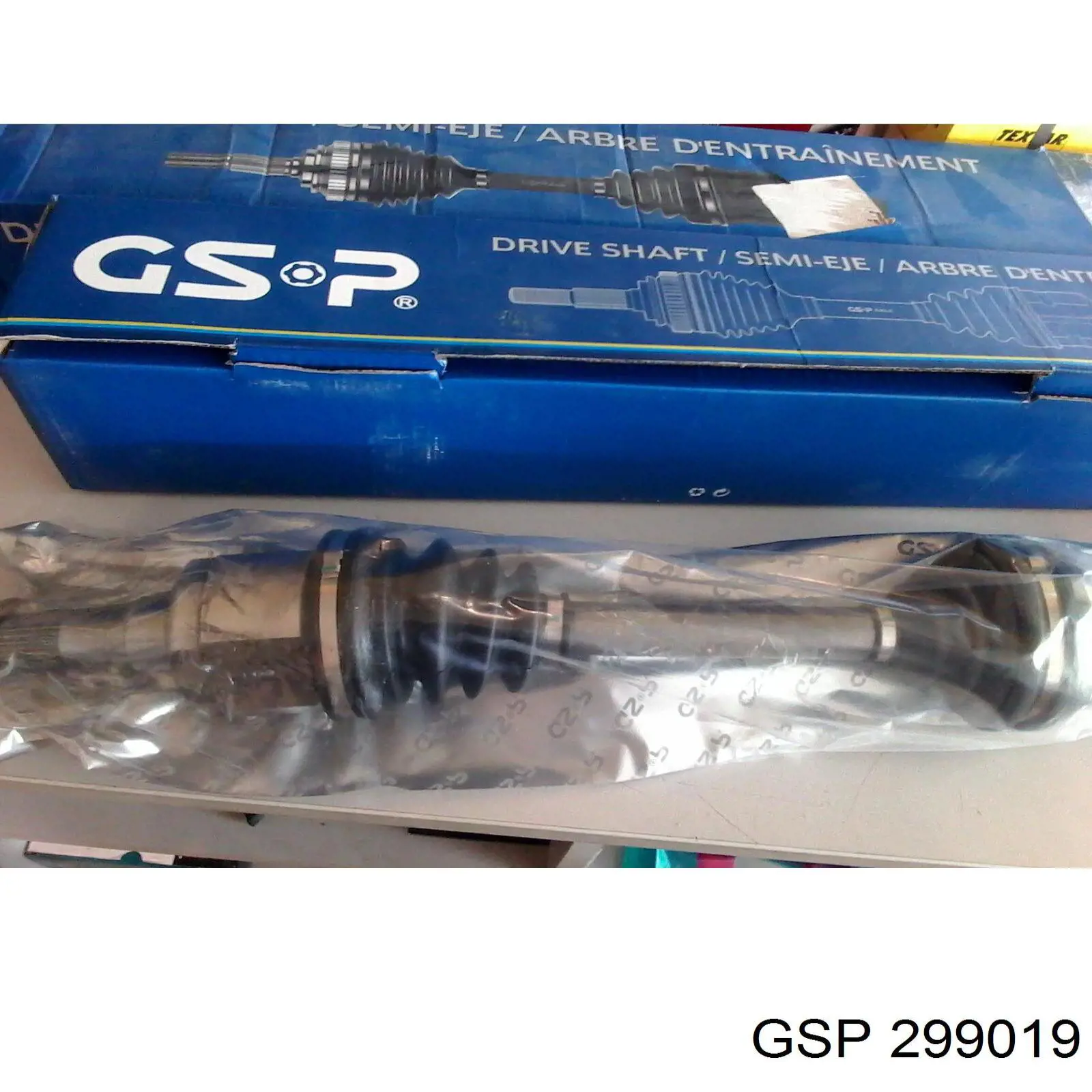 Привід передній лівий GSP 299019 ціна, від 70.55 USD