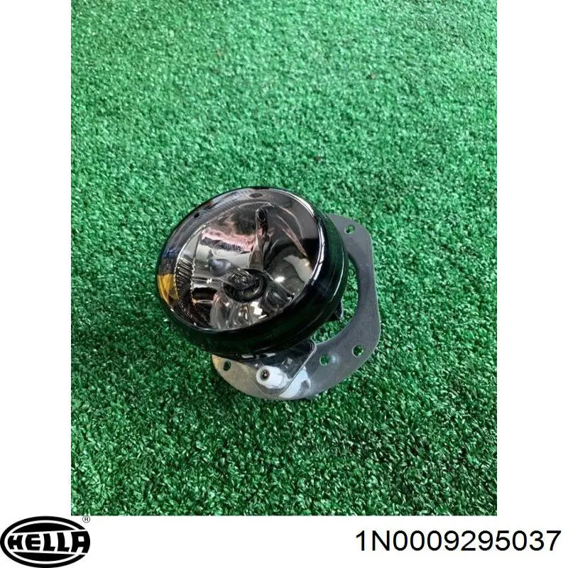 Туманка ліва Polcar 507029H ціна, від 72.30 USD