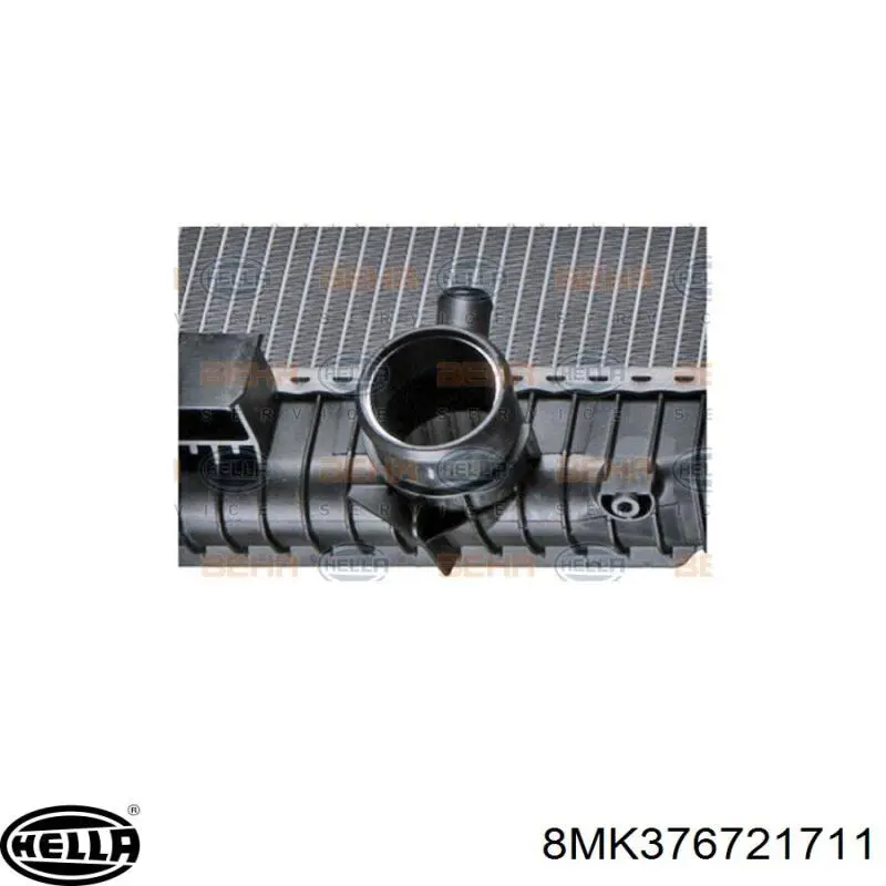 Радіатор 8MK376721711 HELLA