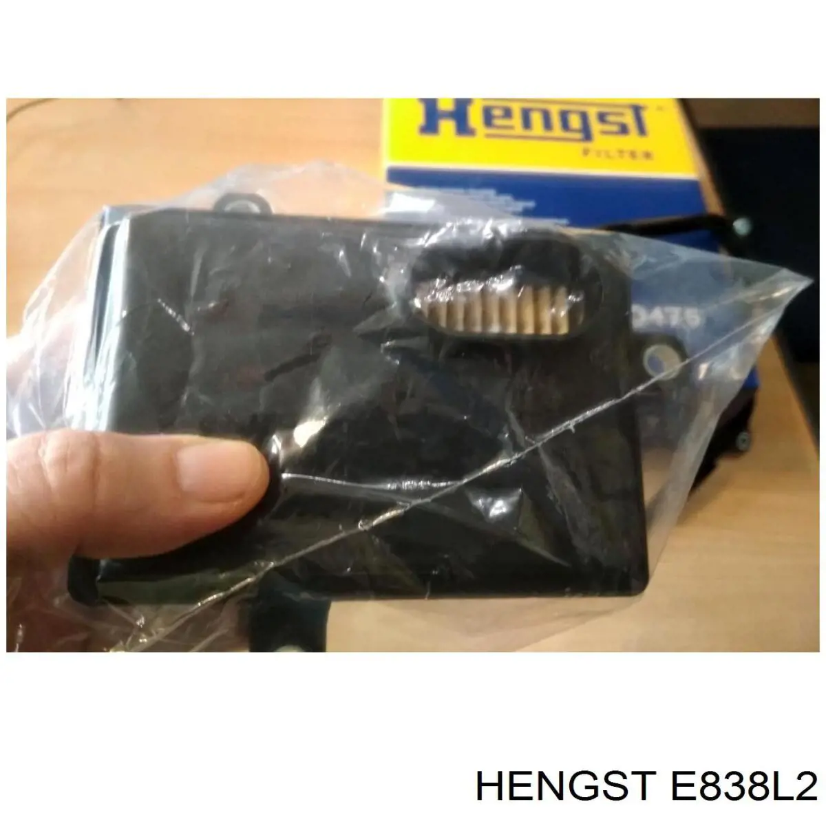 Повітряний фільтр E838L2 Hengst