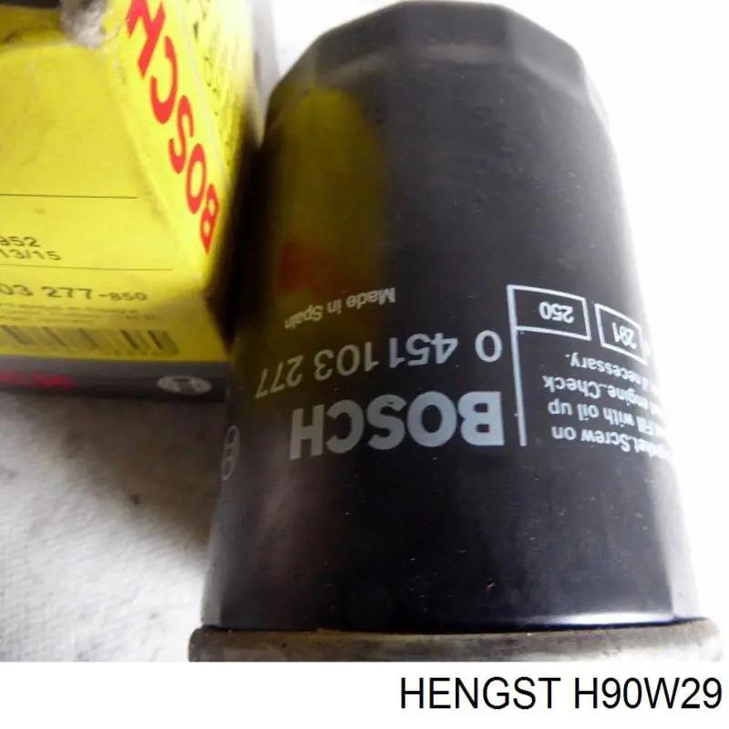 Фільтр масляний Hengst H90W29