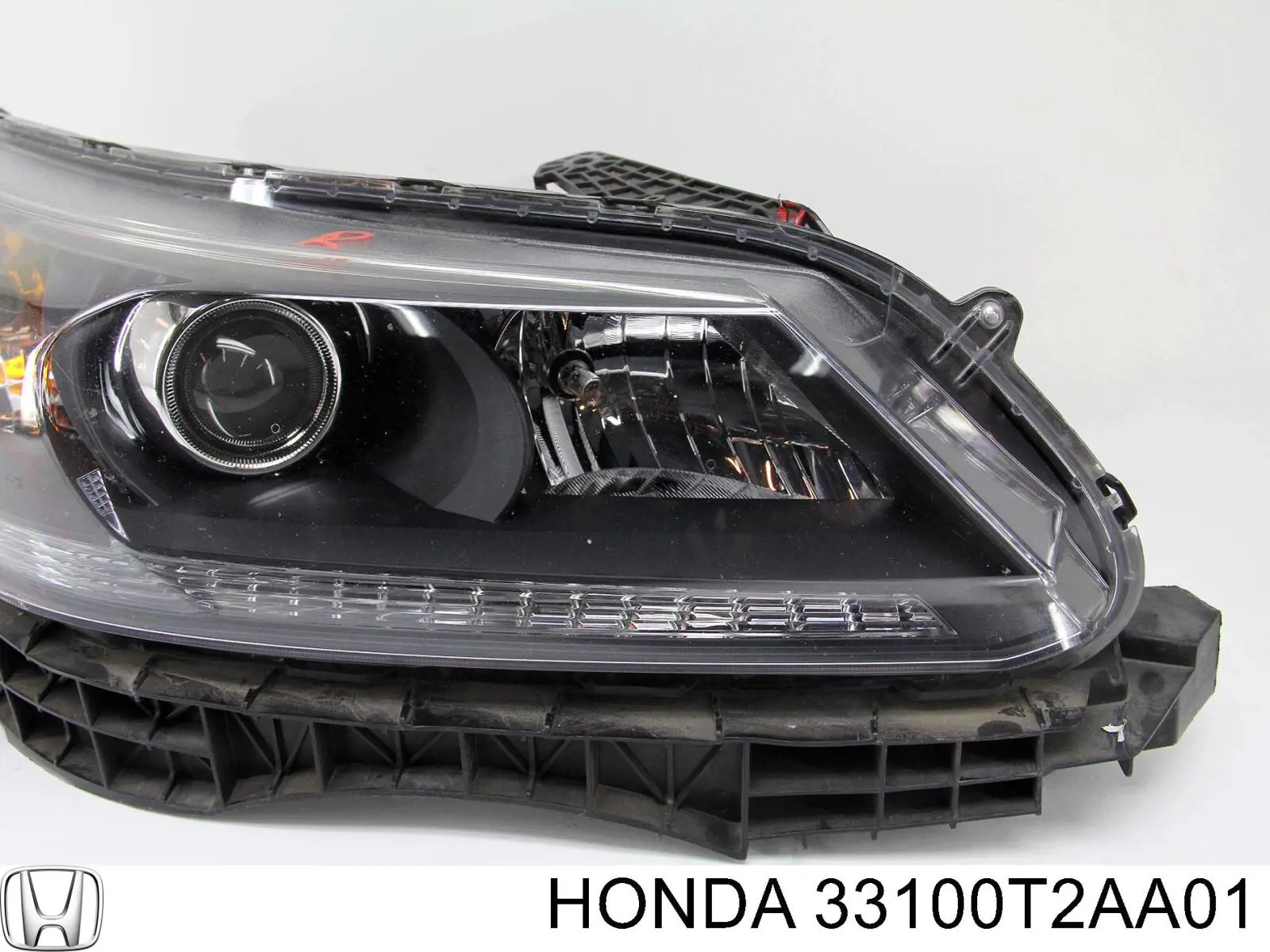 Фара правая Honda 33100T2AA01 ціна, від 216.99 USD