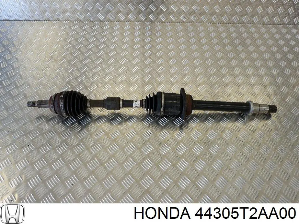 Піввісь права 44305T2AA00 Honda