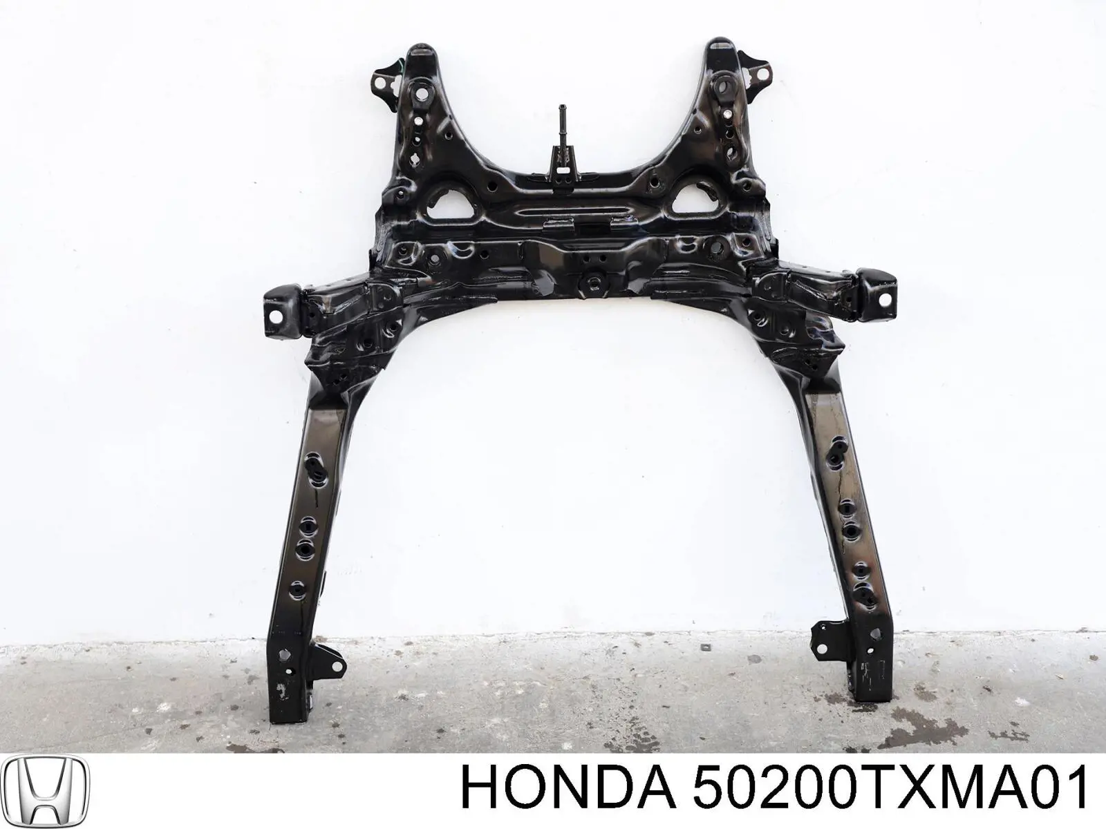 Купити 50200TXMA01 Honda Підрамник передній