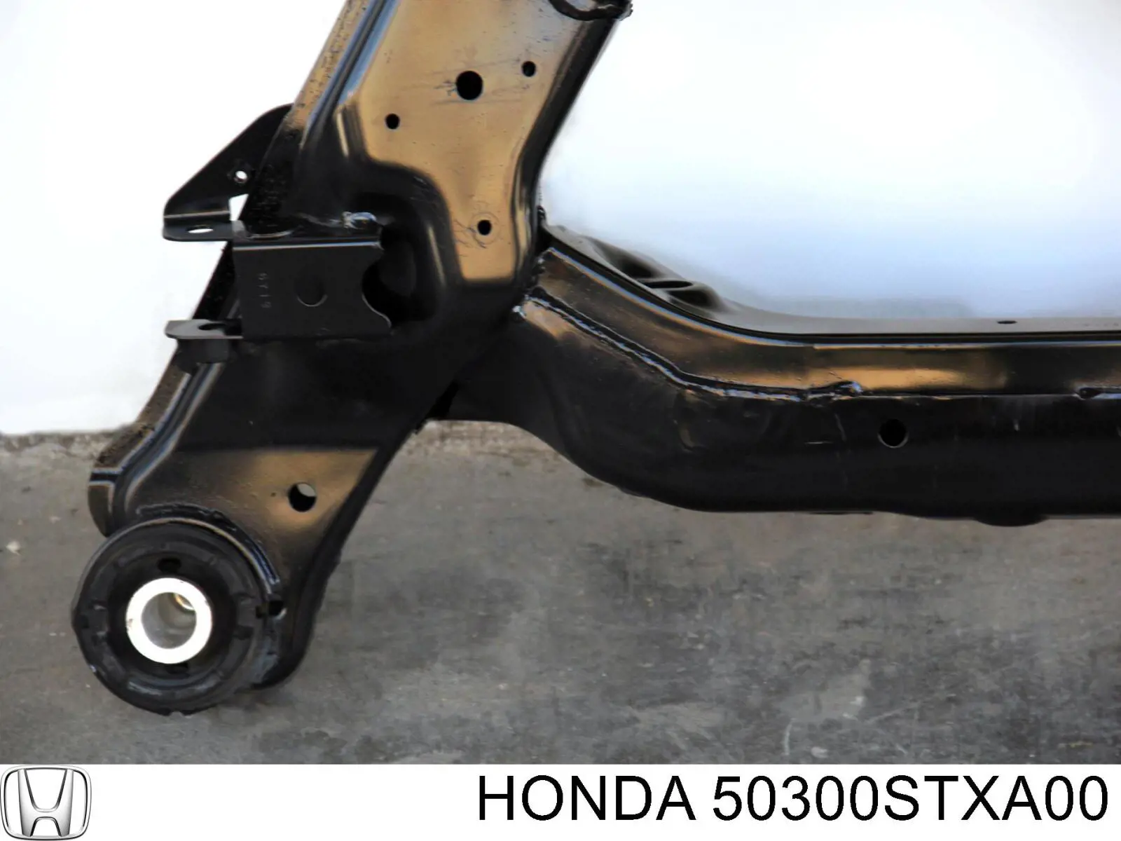 50300STXA00 Honda балка задньої підвіски, підрамник