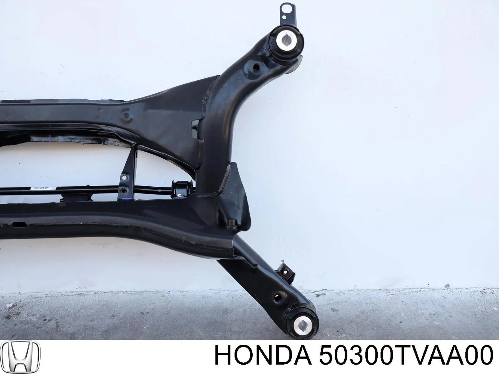 Купити 50300TVAA00 Honda Балка задньої підвіски, підрамник