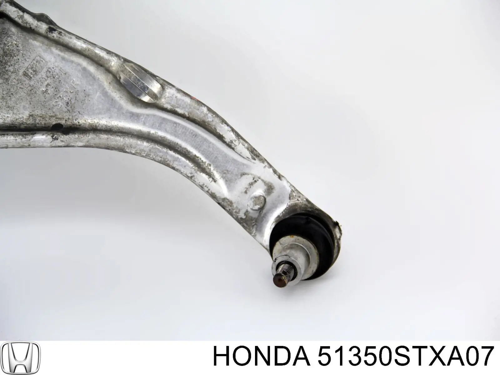Важіль передньої підвіски нижній, правий Q0371634 Q-fix