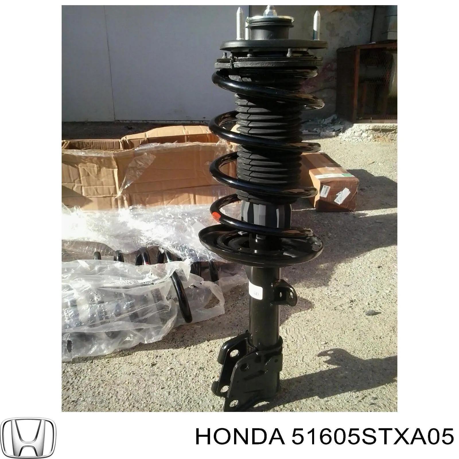 51605STXA05 Honda амортизатор передній