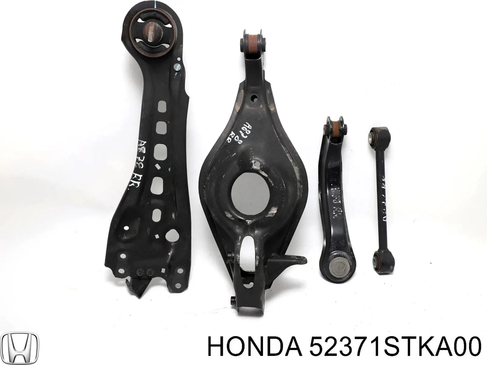 52371STKA00 Honda Важіль/тяга задньої підвіски подовжній нижній, правий