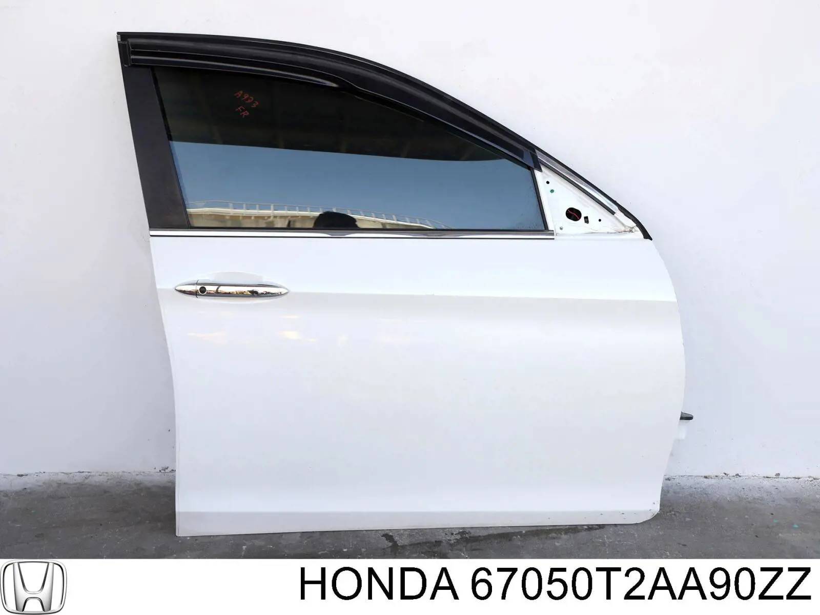 Двері передні, ліві Honda 67050T2AA90ZZ ціна, від 797.94 USD