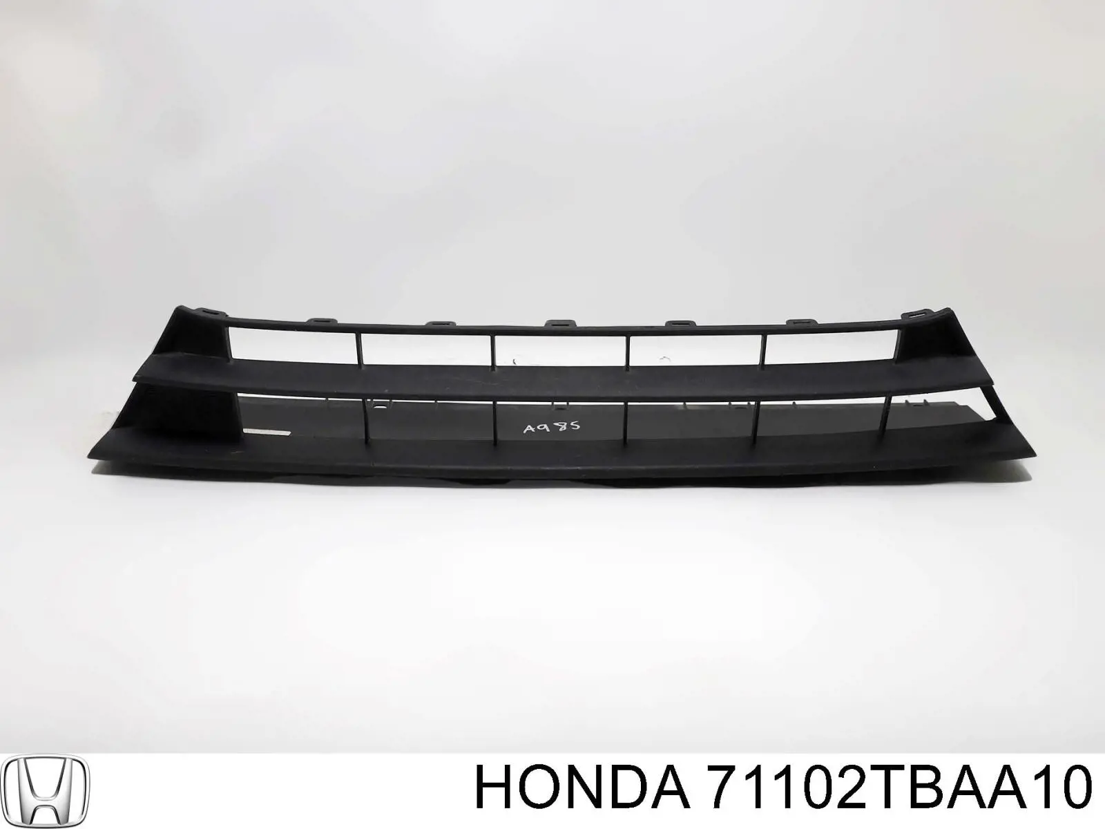 Решітка переднього бампера, центральна Honda Civic 10 (FC, FK) (Хонда Цивік)