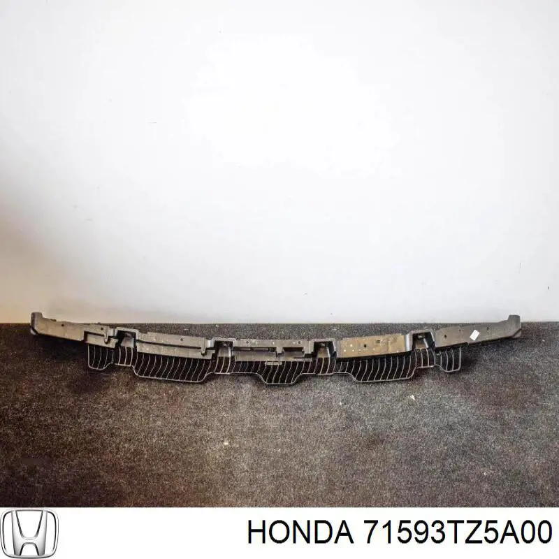 Направляюча заднього бампера, права 71593TZ5A00 Honda
