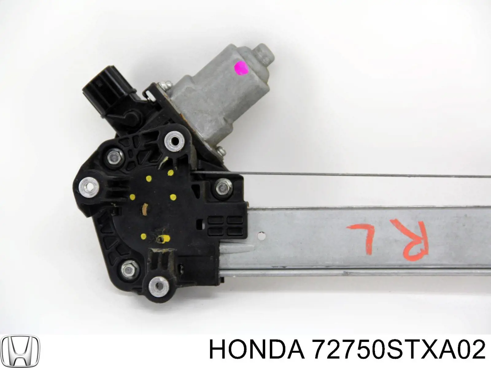  Honda 72750STXA02 ціна, від 30.51 USD