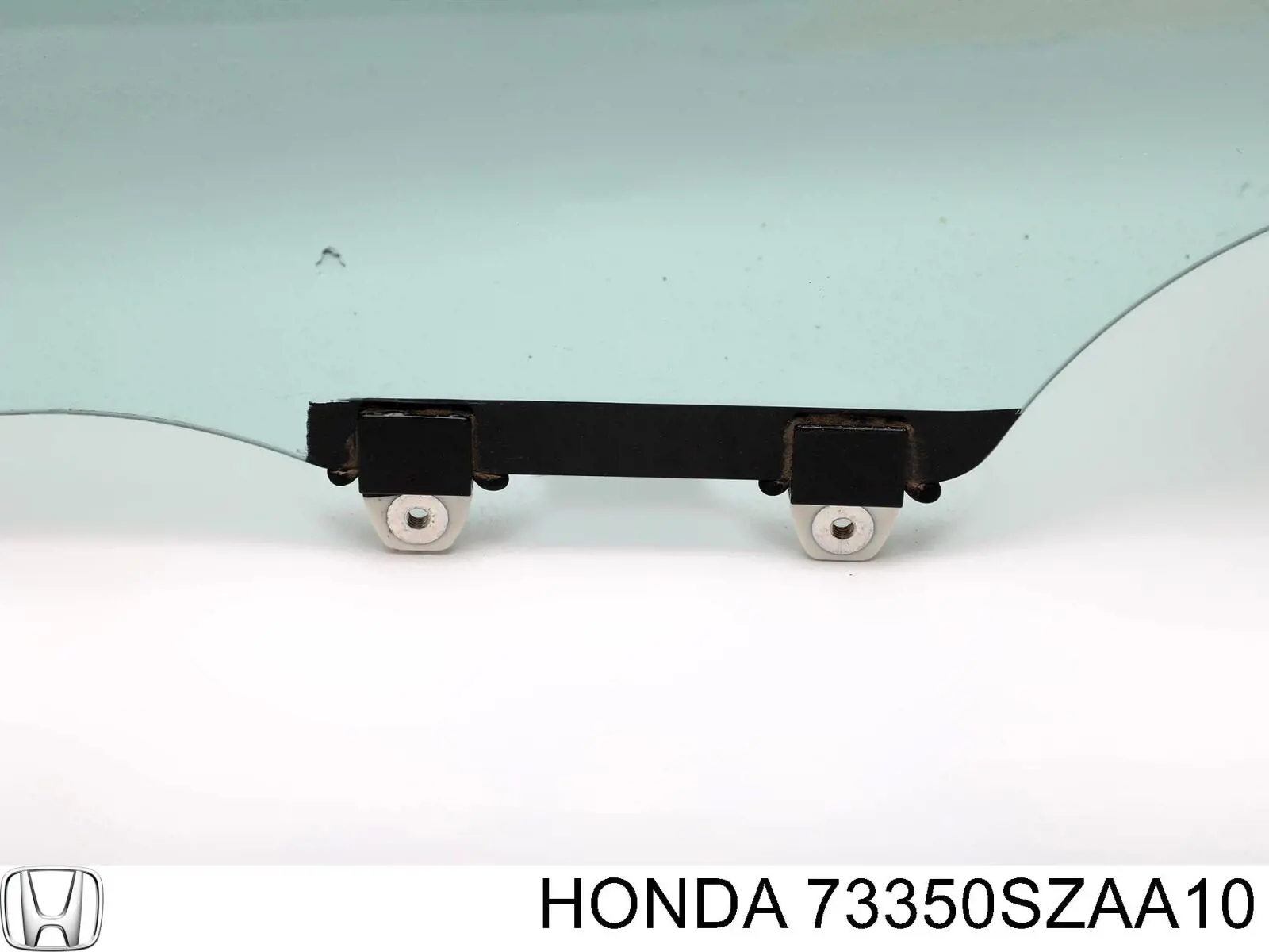 GS3019D301 XYG Скло водійських дверей