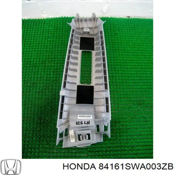 84161SWA003ZB Honda Обшивка стійки кузова внутрішня, середня ліва
