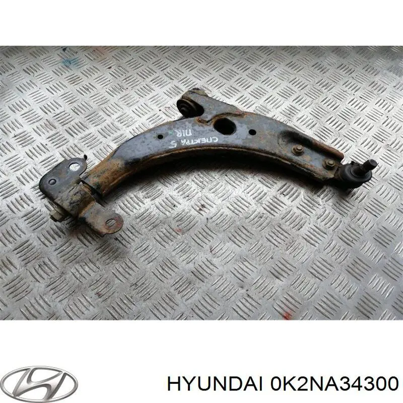 0K2NA34300 Hyundai/Kia Важіль передньої підвіски нижній, правий