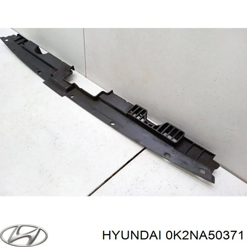 Купити 0K2NA50371 Hyundai/Kia Накладка дифузора радіатора верхня