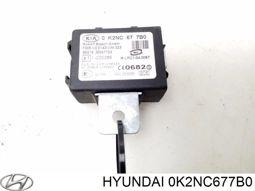 Купити 0K2NC677B0 Hyundai/Kia Іммобілізатор