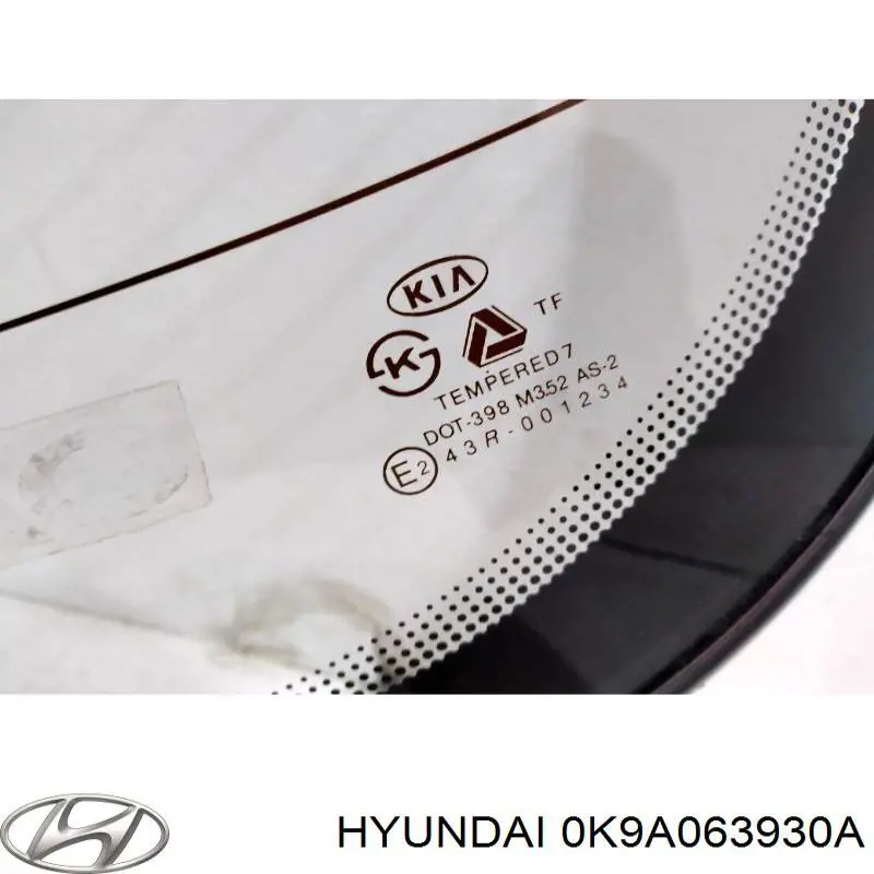 Скло автомобільне заднє Hyundai/Kia 0K9A063930B ціна, від 105.58 USD