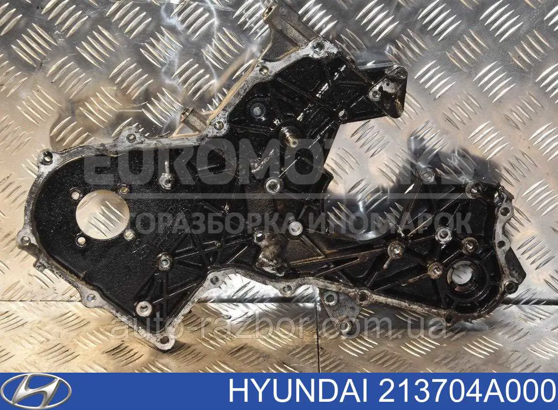 Купити 213704A000 Hyundai/Kia Кришка двигуна передня