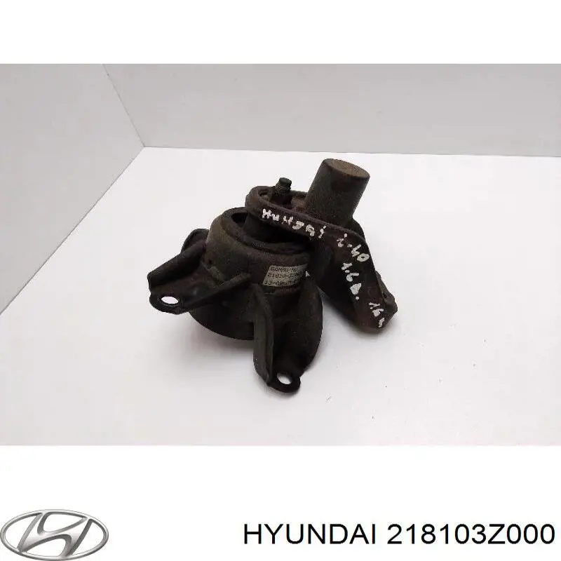 Купити 218103Z000 Hyundai/Kia Подушка (опора) двигуна, права