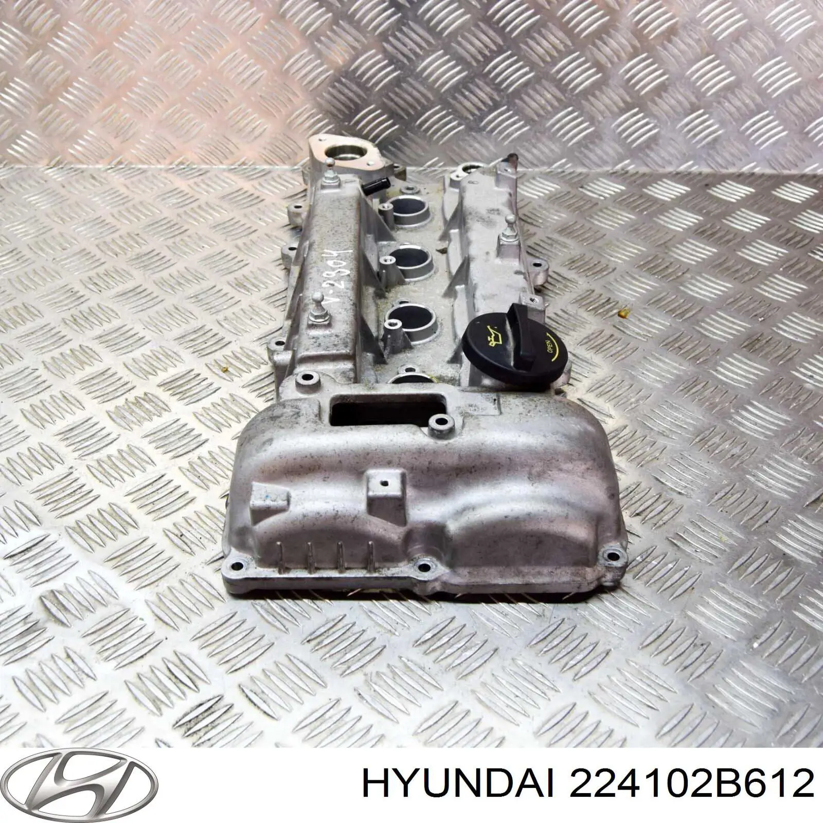 Кришка клапанна Hyundai/Kia 224102B612 ціна, від 55.94 USD