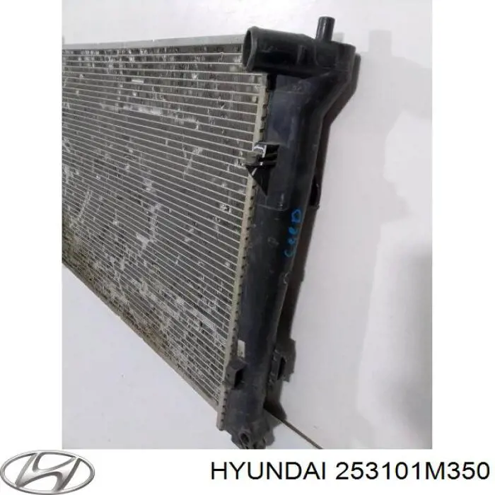 253101M350 Hyundai/Kia Радіатор охолодження двигуна