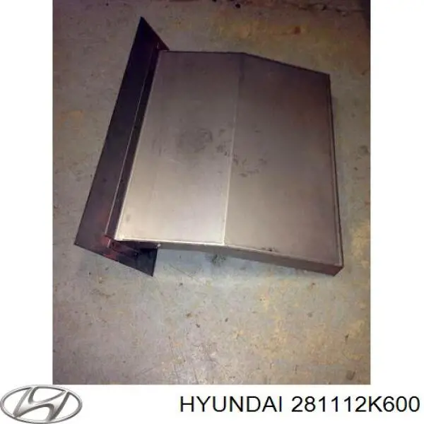 281112K600 Hyundai/Kia Корпус повітряного фільтра, верхня частина