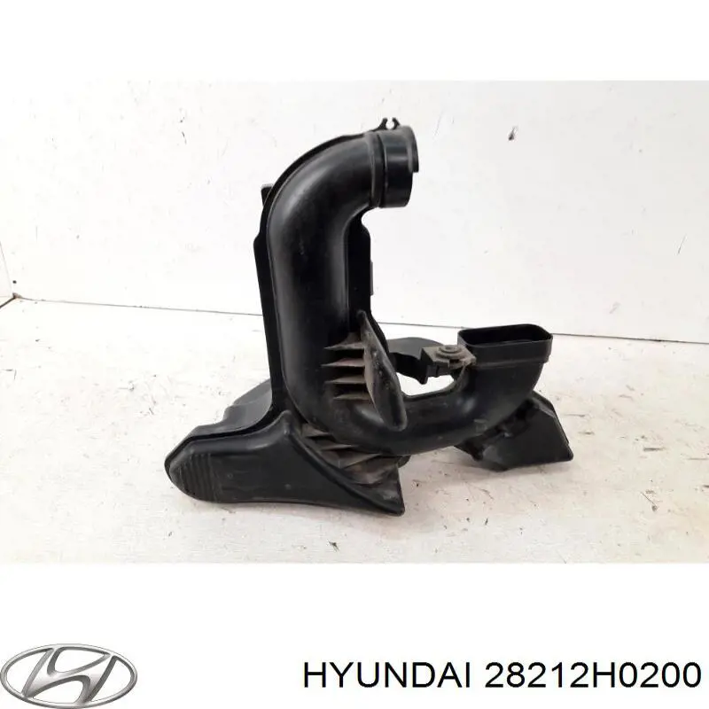 28212H0200 Hyundai/Kia Резонатор повітряного фільтра