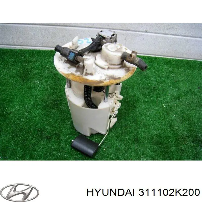 311102K200 Hyundai/Kia модуль паливного насосу, з датчиком рівня палива