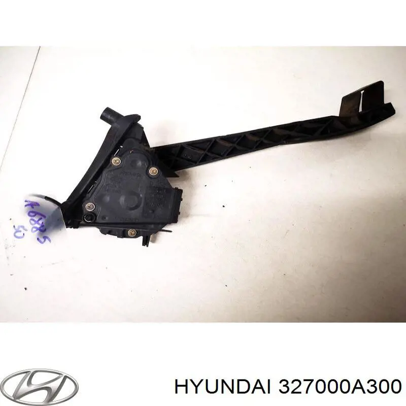 327000A300 Hyundai/Kia Педаль газу (акселератора)