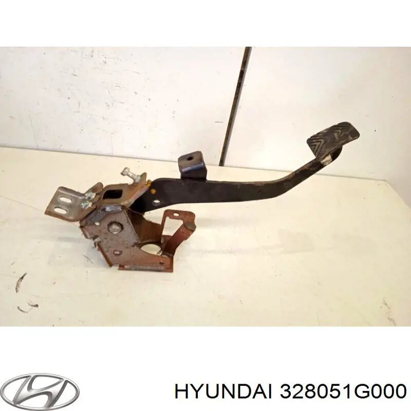 328051G000 Hyundai/Kia Педаль зчеплення